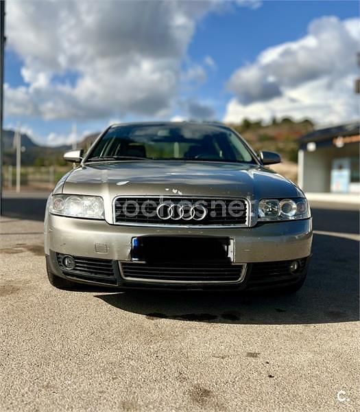 Gris / plata Usado 2003 Audi A4 Berlina | 3500 € (Precio justo) - Imagen 1/4
