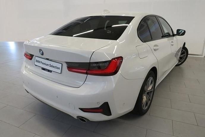 Usado BMW 318 Shadowline 150 CV (110 kW) 2020 Blanco Berlina