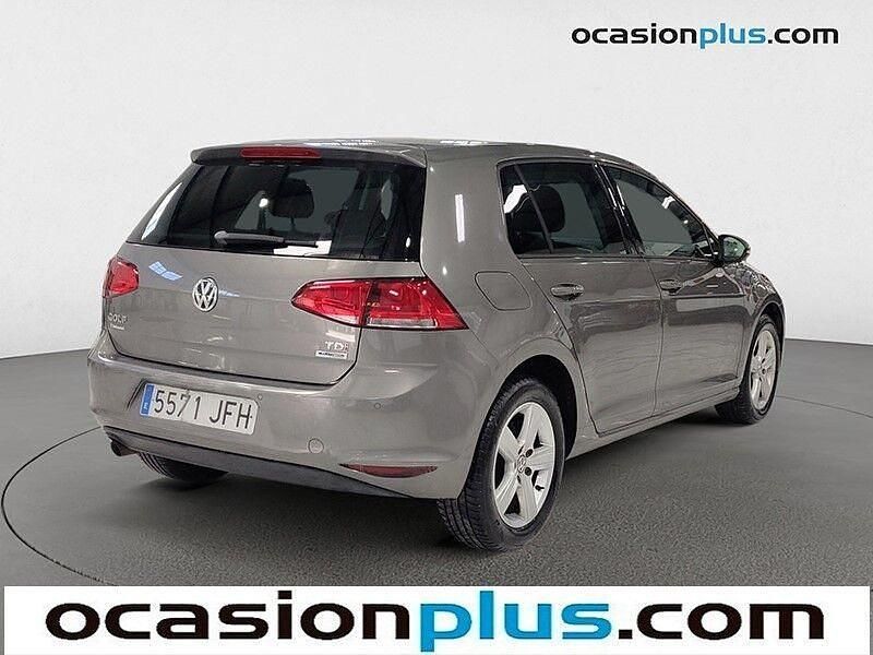 Usado VW Golf VII Advance 105 CV (77 kW) 2015 Gris Utilitario