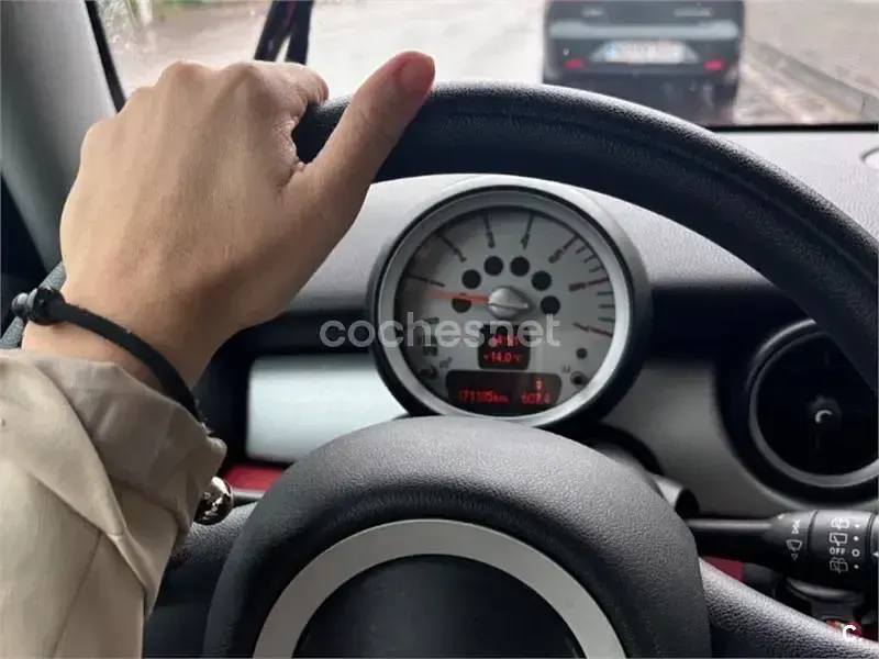 Usado Mini One D 90 CV (66 kW) 2010 Rojo Utilitario