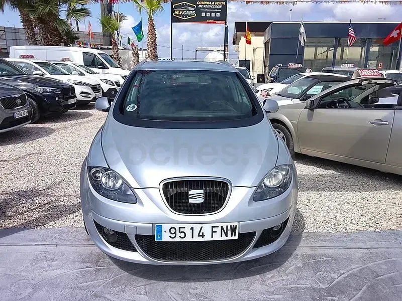 Usado Seat Altea Stylance 140 CV (102 kW) 2007 Gris / plata Monovolumen