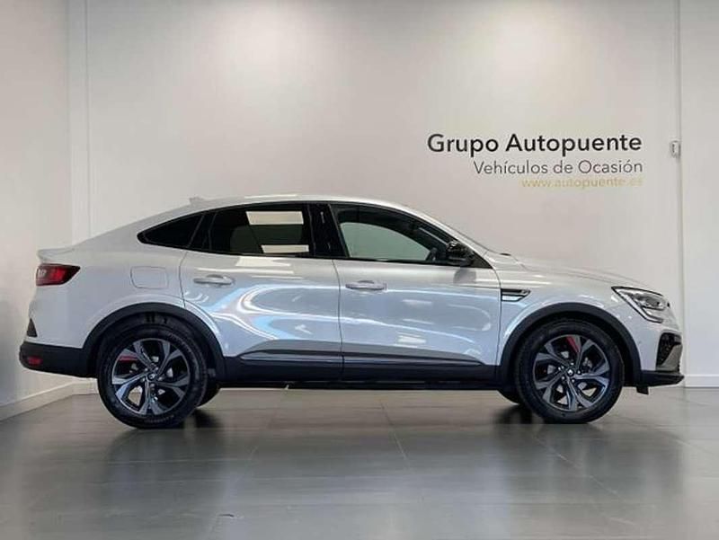 Usado Renault Arkana RS Line 145 CV (106 kW) 2022 Blanco SUV