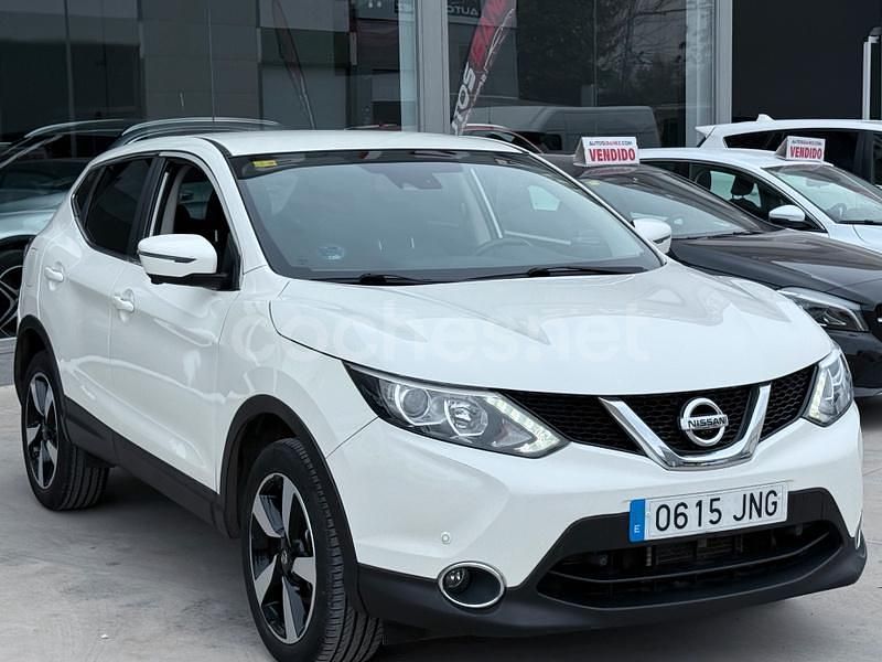 Usado Nissan Qashqai N-Connecta 130 CV (95 kW) 2016 Blanco SUV