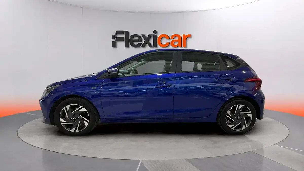 Usado Hyundai i20 100 CV (73 kW) 2022 Azul Utilitario
