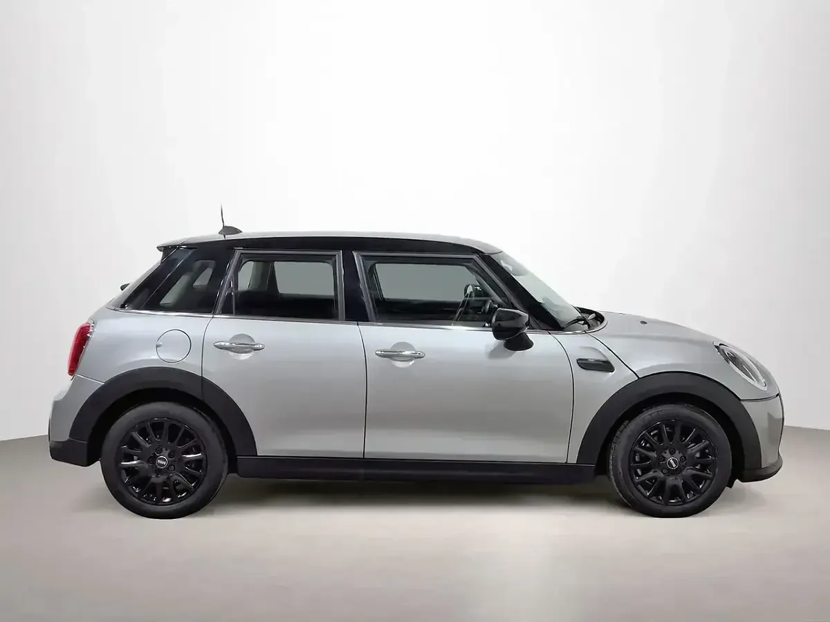 Usado Mini Cooper Clubman 136 CV (100 kW) 2024 Negro Familiar