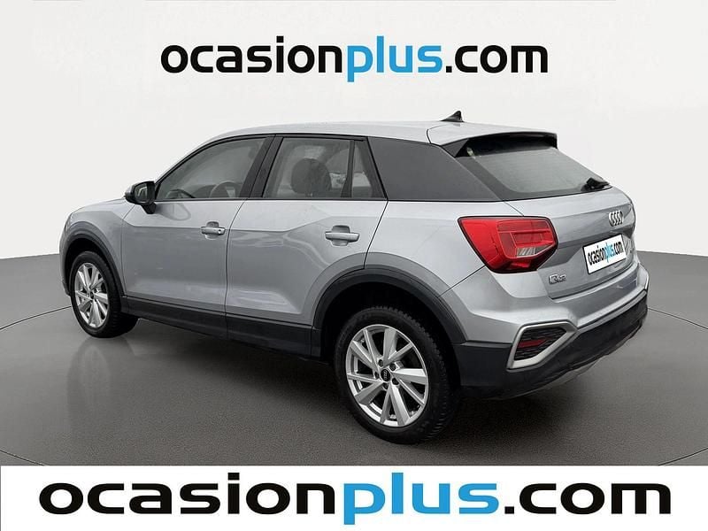 Usado Audi Q2 Advanced 150 CV (110 kW) 2023 Gris plata SUV