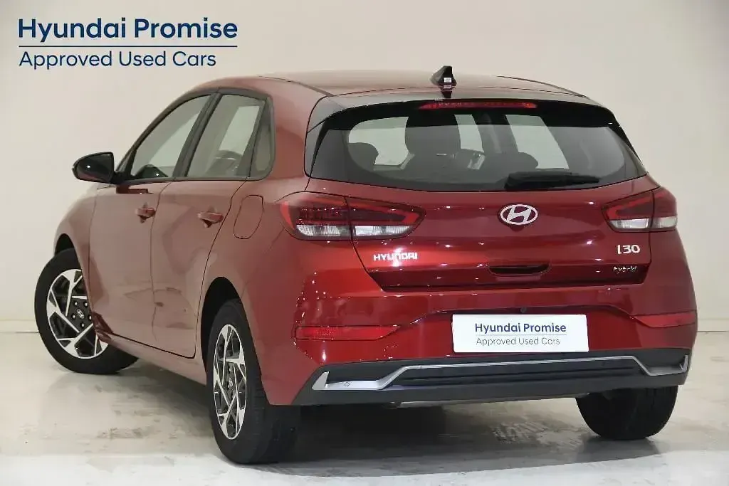 Usado Hyundai i30 100 CV (73 kW) 2024 Otro Berlina