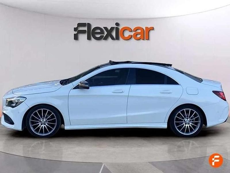 Usado Mercedes CLA200 136 CV (100 kW) 2016 Gris Coupe
