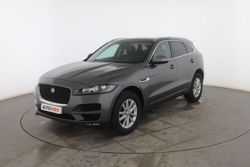 Usado Jaguar F-Pace Prestige 180 CV (132 kW) 2019 Gris SUV