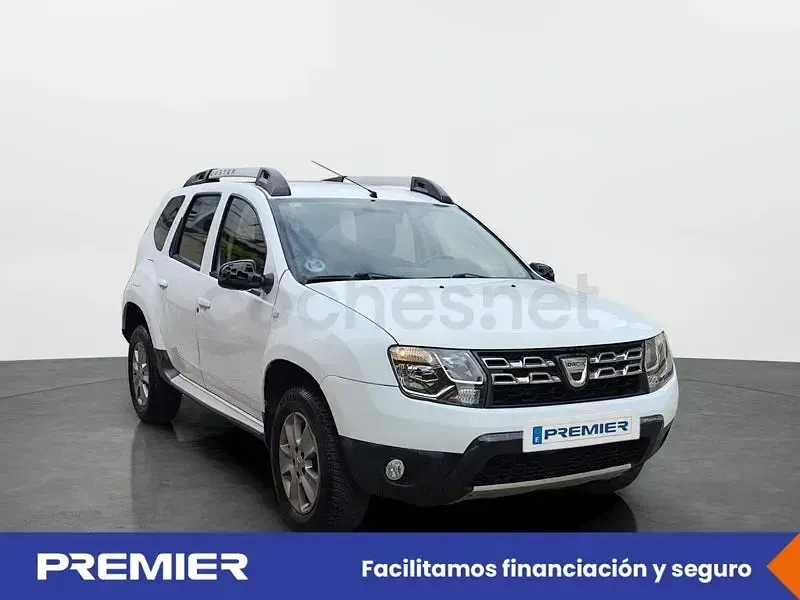 Usado Dacia Duster Lauréate 109 CV (80 kW) 2014 Blanco SUV