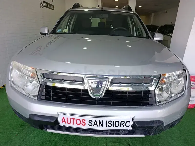 Usado Dacia Duster Ambiance 107 CV (78 kW) 2011 Gris / plata SUV
