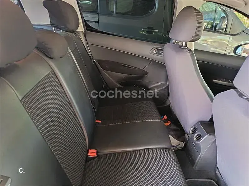 Usado Peugeot 308 Sport 110 CV (80 kW) 2009 Gris / plata Berlina