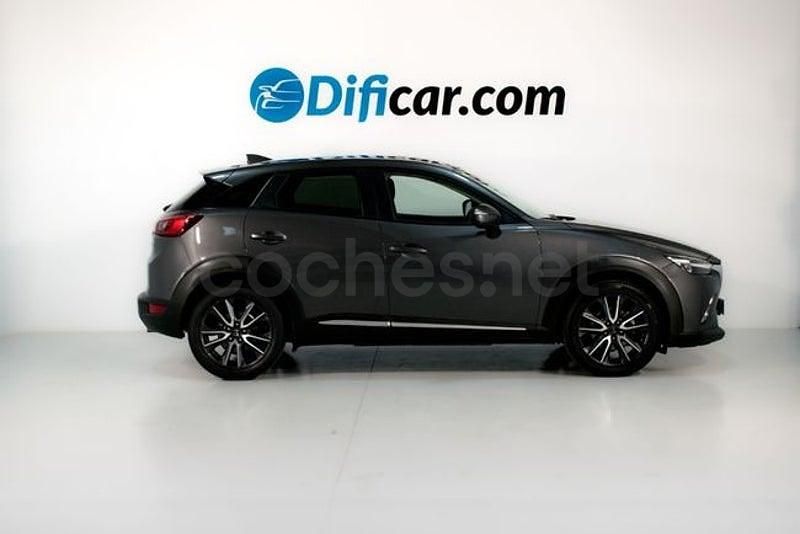 Usado Mazda CX-3 Luxury 121 CV (88 kW) 2018 Gris / plata SUV
