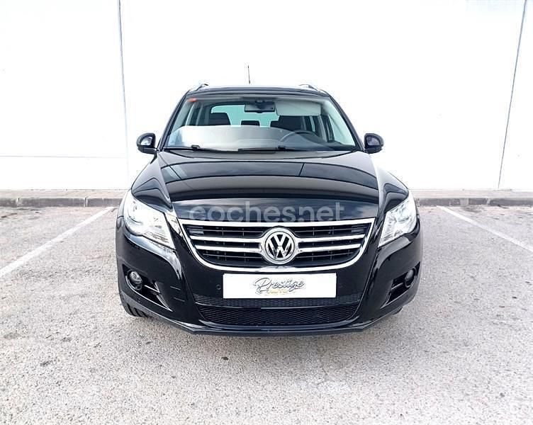 Usado VW Tiguan Advance 160 CV (117 kW) 2010 Negro SUV