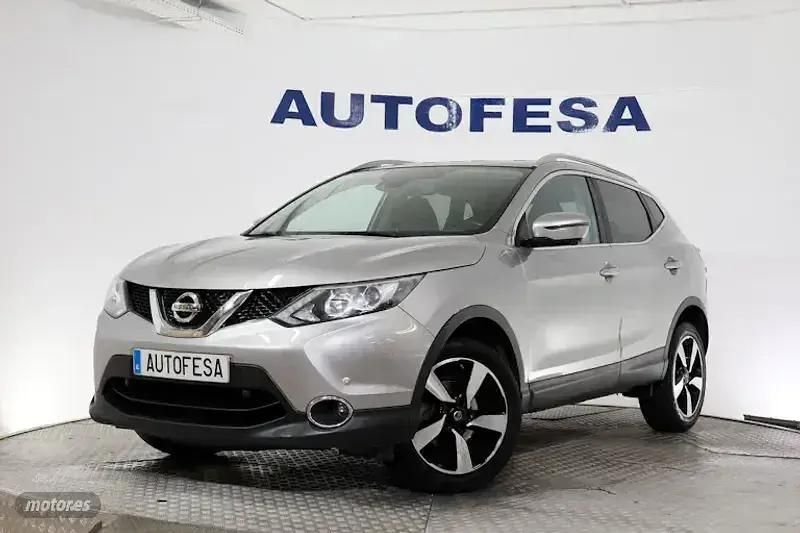 Plateado Usado 2015 Nissan Qashqai N-Connecta SUV | 12.500 € (Buen precio) - Imagen 1/4