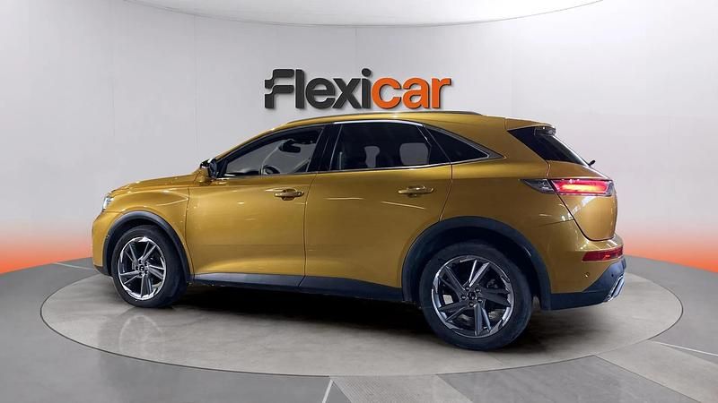 Usado DS Automobiles DS7 Crossback Grand Chic 180 CV (132 kW) 2020 Amarillo SUV