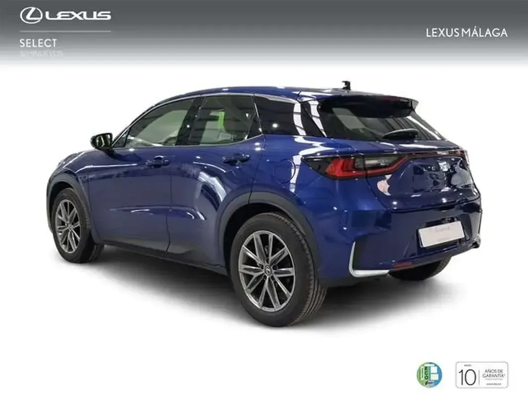 Usado Lexus LBX 136 CV (100 kW) 2025 Azul SUV