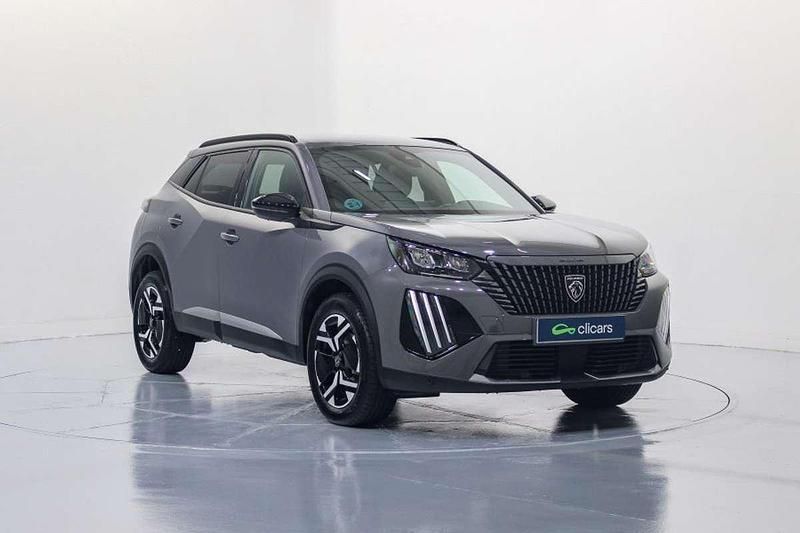 Usado Peugeot 2008 Allure 102 CV (75 kW) 2025 Gris SUV