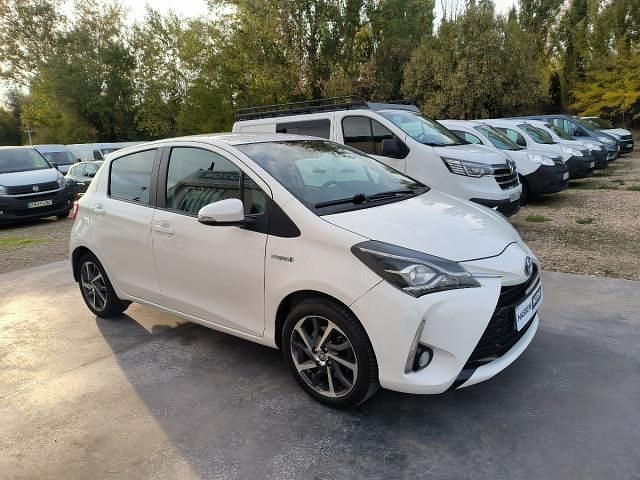 Usado Toyota Yaris 107 CV (78 kW) 2020 Blanco Berlina