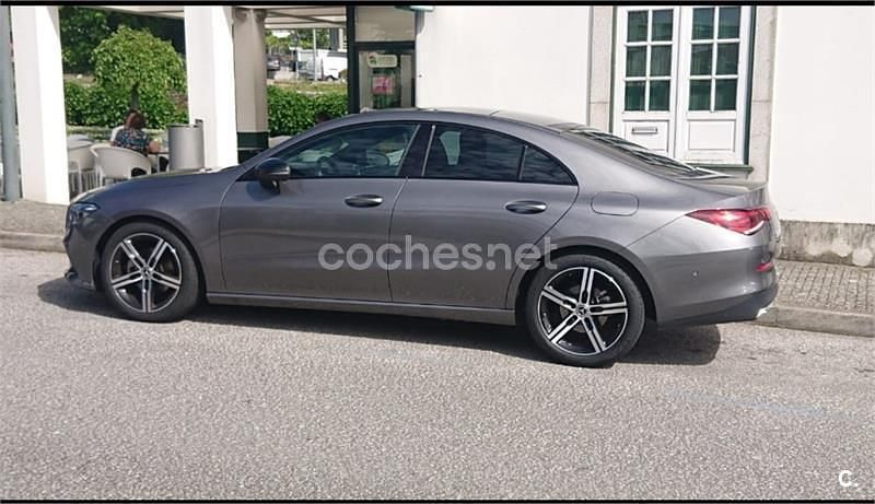 Usado Mercedes CLA180 136 CV (100 kW) 2023 Gris / plata Berlina
