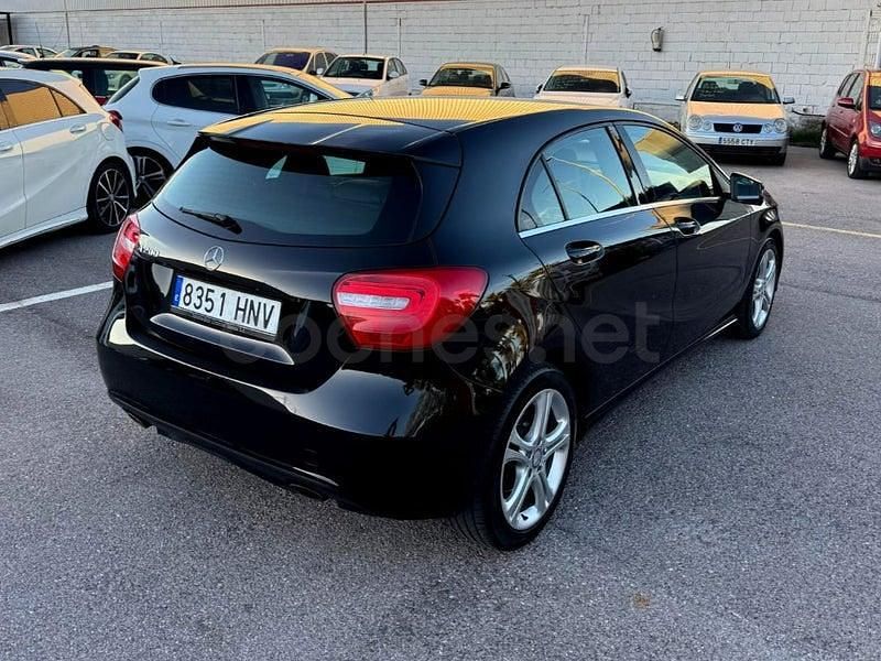 Usado Mercedes A200 Urban 156 CV (114 kW) 2013 Negro Berlina