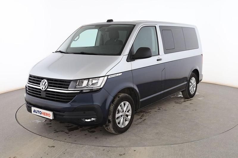Usado VW Multivan Trendline 150 CV (110 kW) 2021 Azul Van