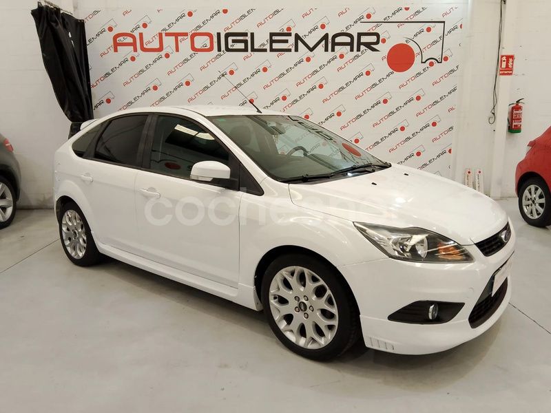 Blanco Usado 2008 Ford Focus Titanium Berlina | 5900 € (Caro) - Imagen 1/4