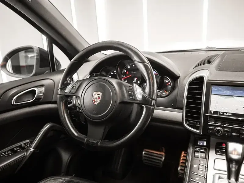 Usado Porsche Cayenne 300 CV (220 kW) 2013 Negro SUV
