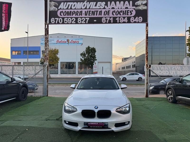 Käytetty BMW 116 Efficient Dynamics 116 HP (85 kW) 2012 Valkoinen Viistoperä