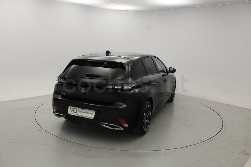 Usado Peugeot 308 Allure 131 CV (96 kW) 2023 Blanco Berlina