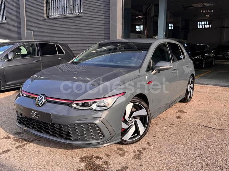 Gris / plata Usado 2021 VW Golf VIII GTI Berlina | 29.999 € (Buen precio) - Imagen 1/4