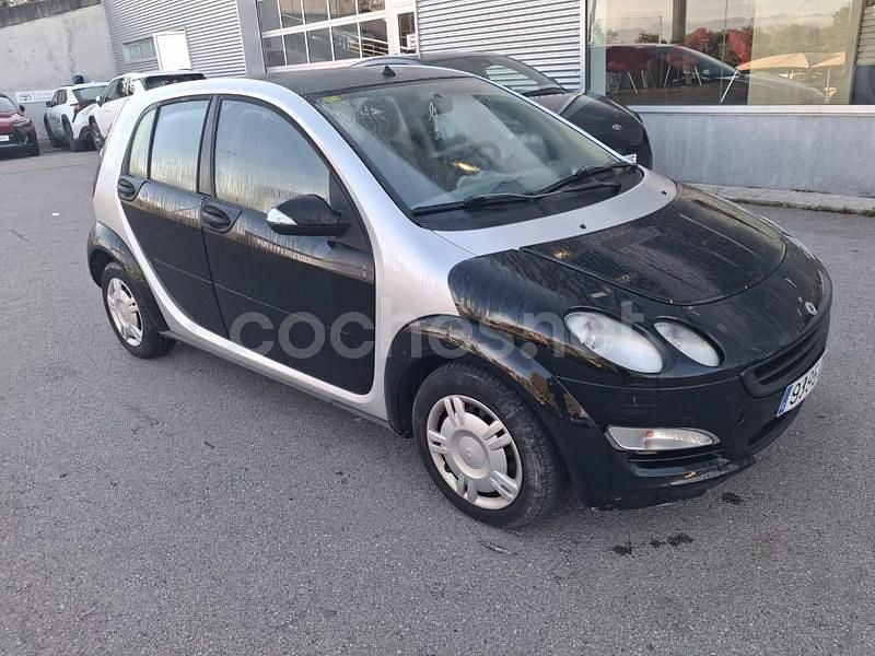 Negro Usado 2006 Smart ForFour Passion Utilitario | 2190 € (Buen precio) - Imagen 1/4