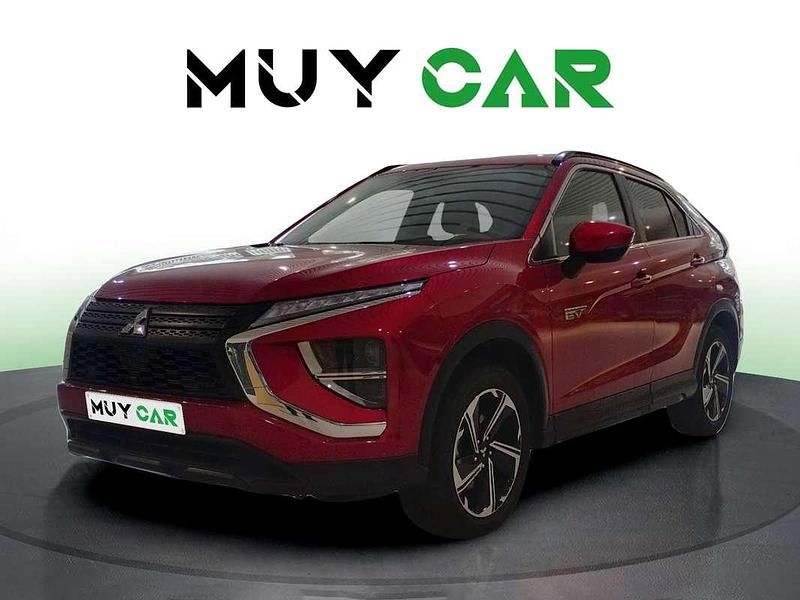 Usado Mitsubishi Eclipse Cross Motion 188 CV (138 kW) 2021 Rojo SUV