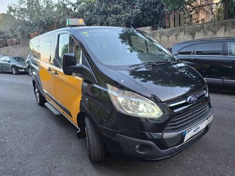 Usado Ford Tourneo Titanium 130 CV (95 kW) 2016 Negro Monovolumen