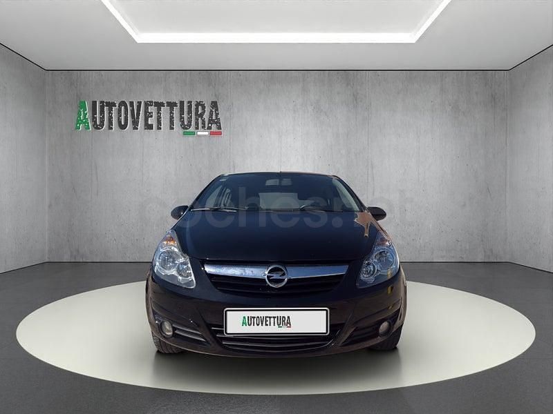 Usado Opel Corsa 75 HP (55 kW) 2010 Preto Citadino