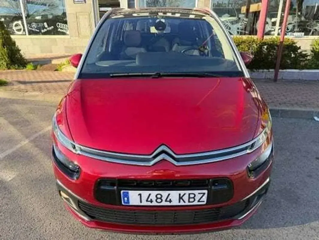 Usado Citroën C4 Shine 120 CV (88 kW) 2017 Naranja Monovolumen