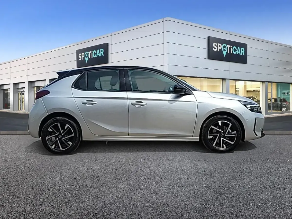 Usado Opel Corsa 101 CV (74 kW) 2025 Gris Utilitario