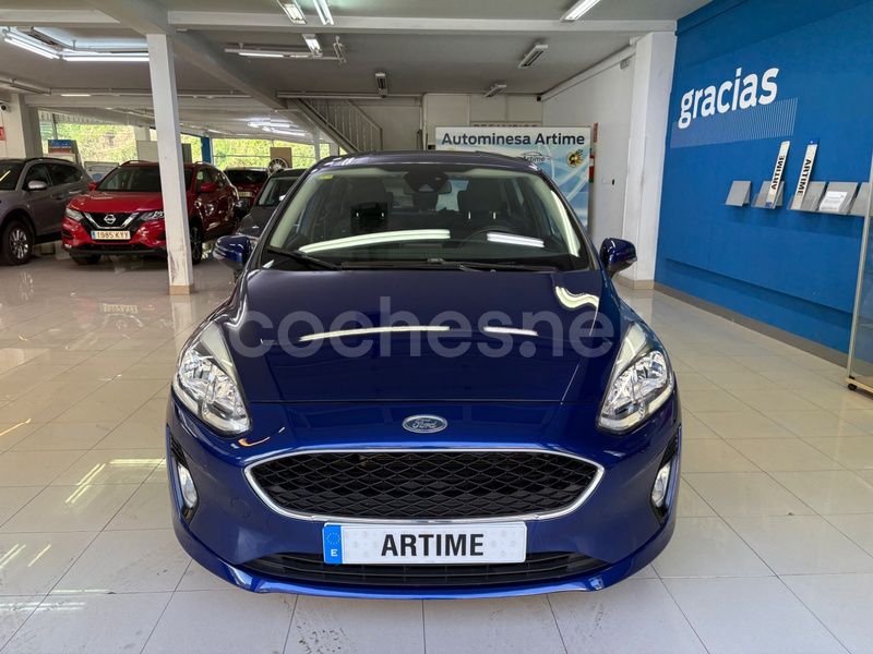 Usado Ford Fiesta Trend 85 CV (62 kW) 2018 Azul Utilitario