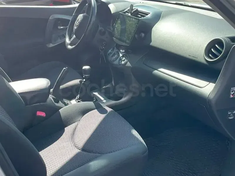 Usado Toyota RAV4 Advance 150 CV (110 kW) 2011 Gris / plata SUV