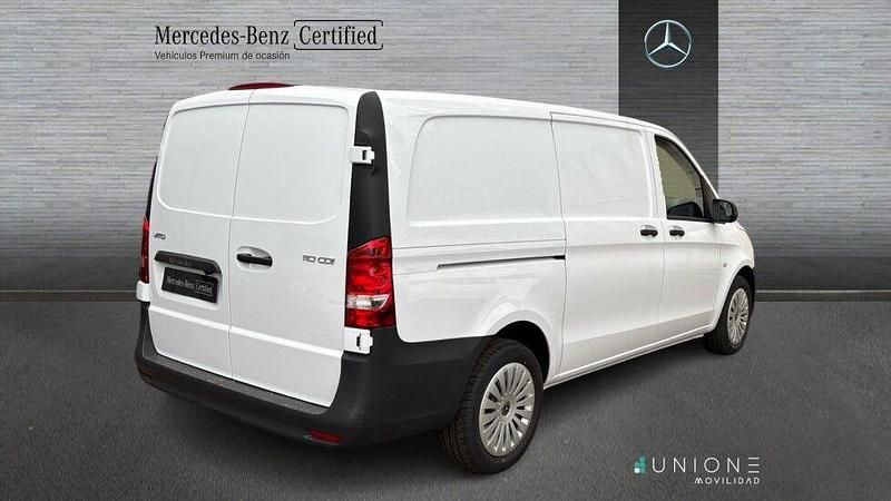 Usado Mercedes Vito 102 CV (75 kW) 2025 Blanco Van