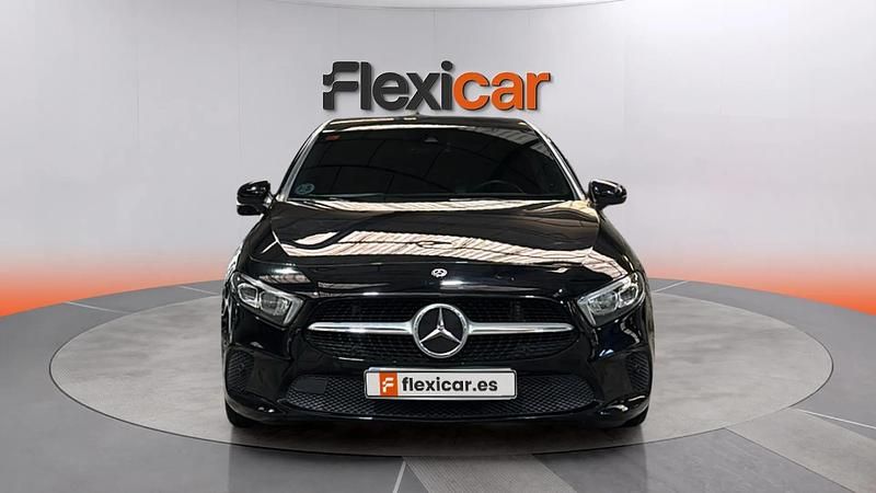 Usado Mercedes A180 116 CV (85 kW) 2019 Negro Berlina