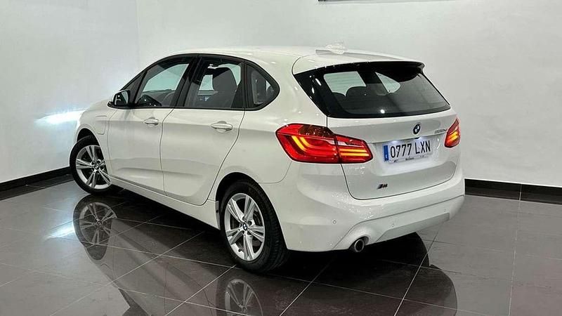 Usado BMW 225 223 CV (164 kW) 2022 Blanco Familiar