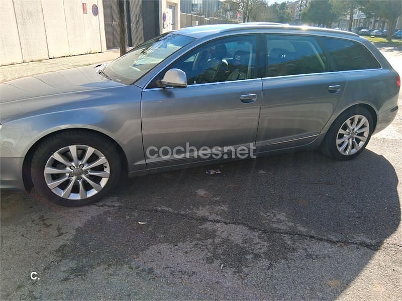 Usado Audi A6 136 CV (100 kW) 2011 Gris / plata Familiar