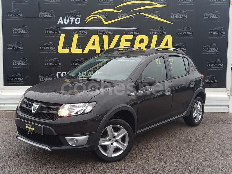 Negro Usado 2014 Dacia Sandero Stepway Berlina | 8950 € (Precio justo) - Imagen 1/4