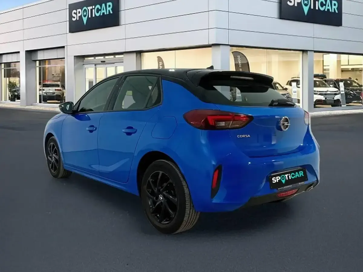 Usado Opel Corsa GS Line 100 CV (73 kW) 2022 Azul Utilitario