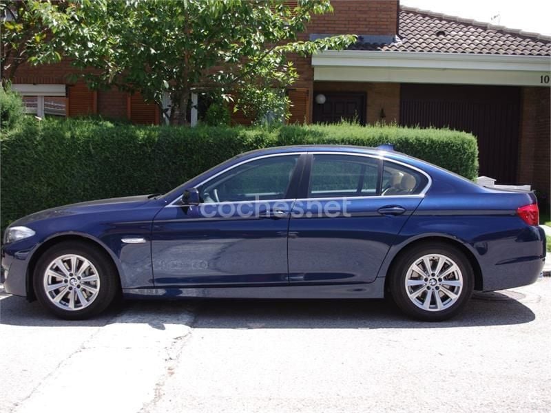 Azul Usado 2011 BMW 528 Berlina | 12.500 € - Imagen 1/4