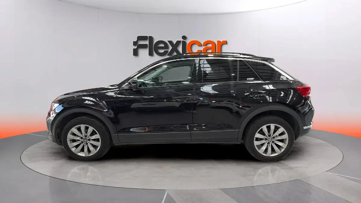 Usado VW T-Roc Advance 150 CV (110 kW) 2021 Negro SUV