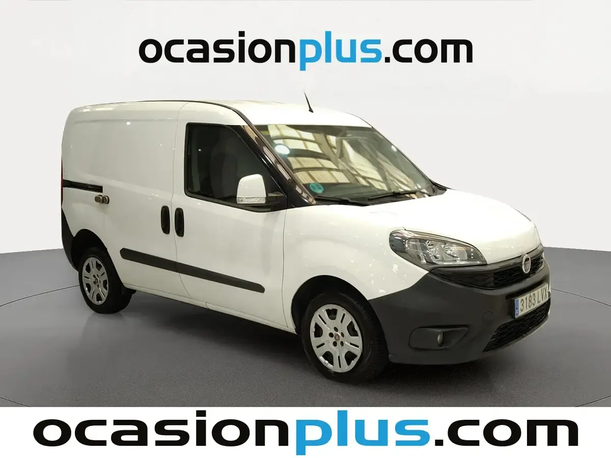 Usado Fiat Doblò 90 CV (66 kW) 2022 Blanco Monovolumen