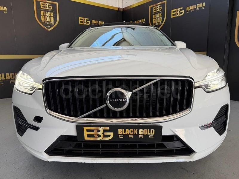 Usado Volvo XC60 Momentum 197 CV (144 kW) 2022 Blanco SUV