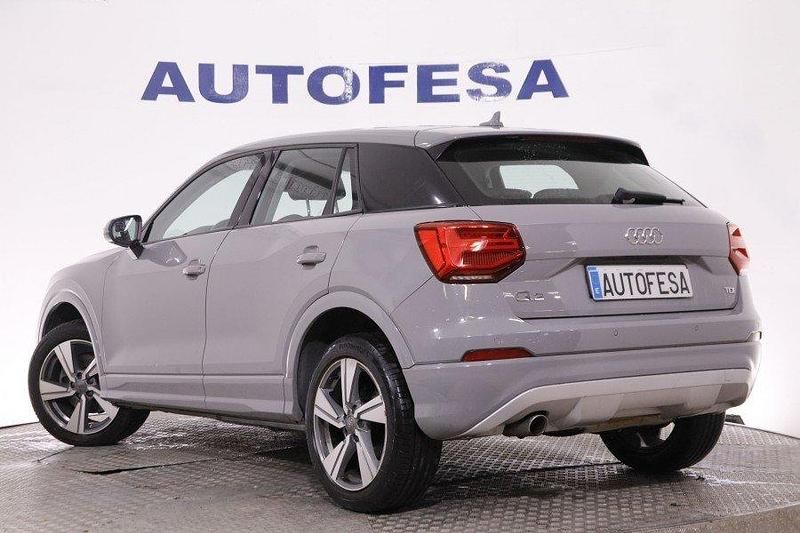 Usado Audi Q2 116 CV (85 kW) 2017 Gris SUV